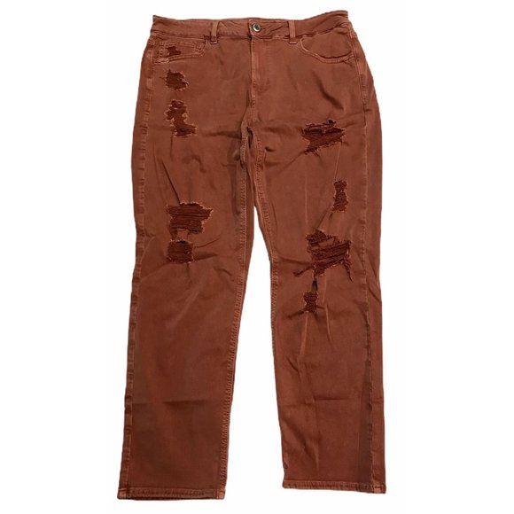 American Eagle Outfitters Denim - NWT AMERICAN EAGLE Super Stretch Tomgirl Jean 12R Ripped Brown #000984
